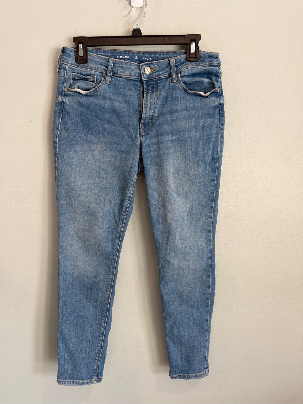 Old Navy Light Wash Skinny Jeans - Women's